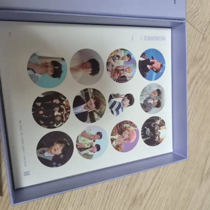 방탄 2018메모리즈 블루레이 + J-Hope 포카포함 풀셋양도. bts