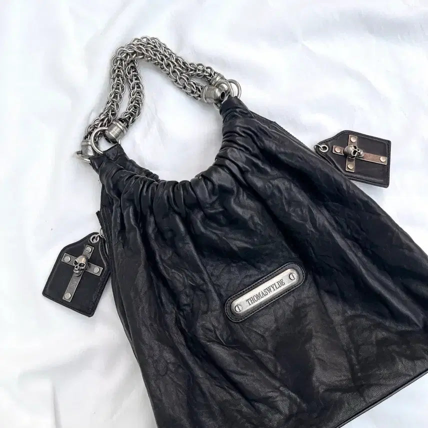 [BUNJANG] THOMAS WYLDE Gothic Skull Leather Shoulder Bag / 토마스와일드 고딕 스컬 레더 백