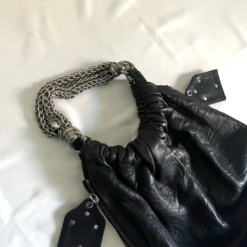 [BUNJANG] THOMAS WYLDE Gothic Skull Leather Shoulder Bag / 토마스와일드 고딕 스컬 레더 백