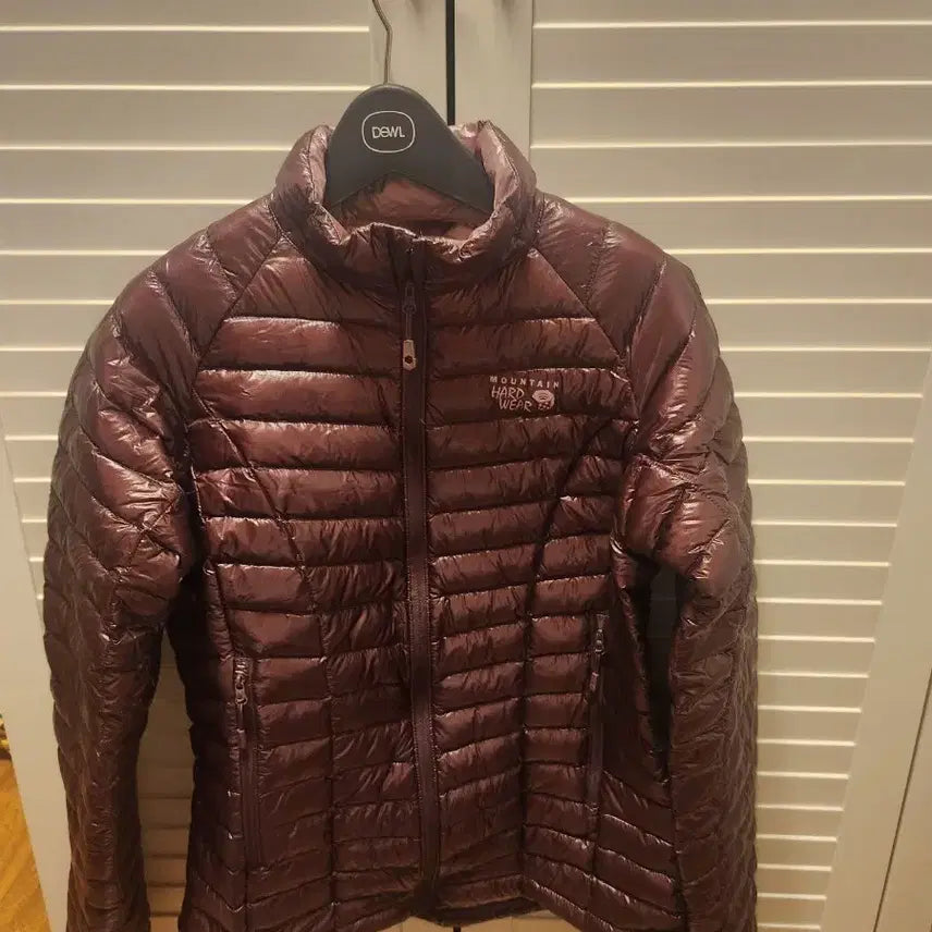 [BUNJANG] Mountain Hardware Women's Lightweight Padded Jacket Burgundy / 마운틴하드웨어 여성 경량 패딩 자켓 버건디