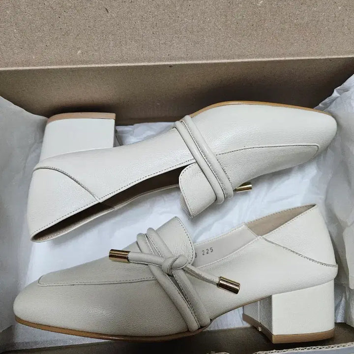 [BUNJANG] FNQCNQ Ivory Leather Loafers 225 / (새상품) 가죽 수제화 로퍼 225