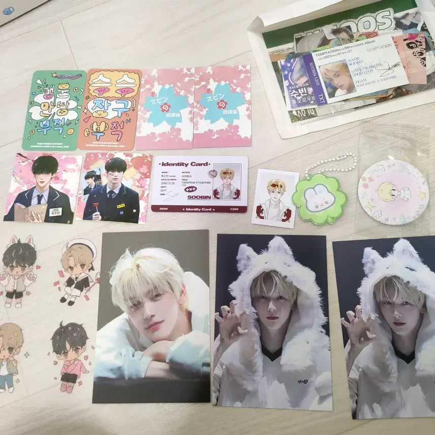 투바투 수빈 생일 카페 생카 특전 포카 엽서 스티커 키링 럭키 드로우