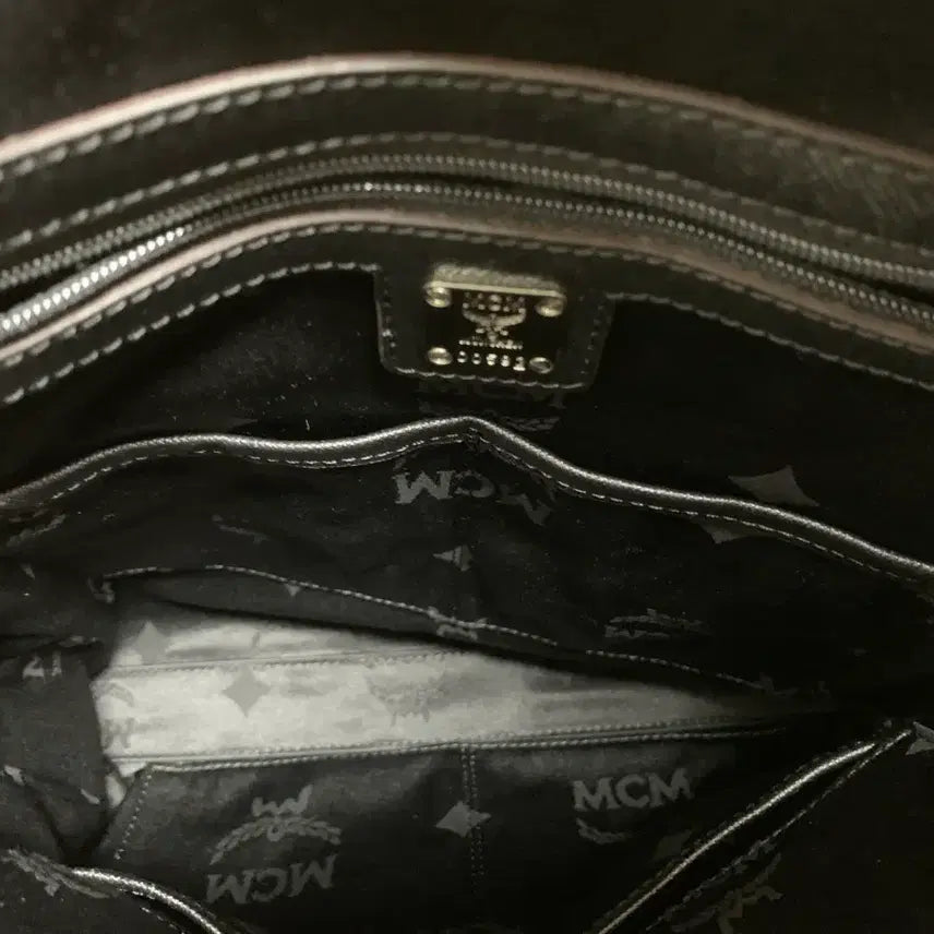 [BUNJANG] MCM Urban Styler Crossbody Bag / 엠씨엠(MCM) 어반스타일러 크로스백