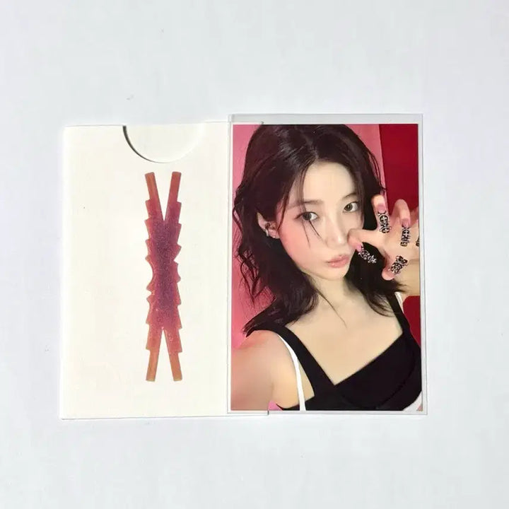 르세라핌 카즈하 공방 포카