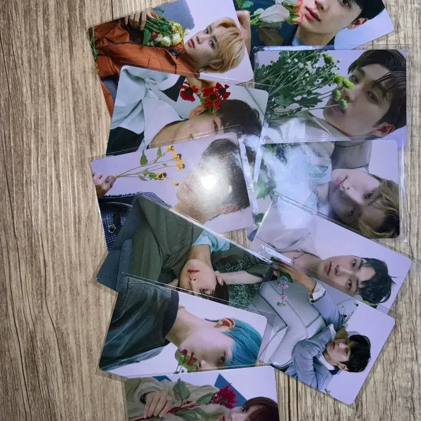 더보이즈 데이즈드 잡지 포카 일괄 양도합니다