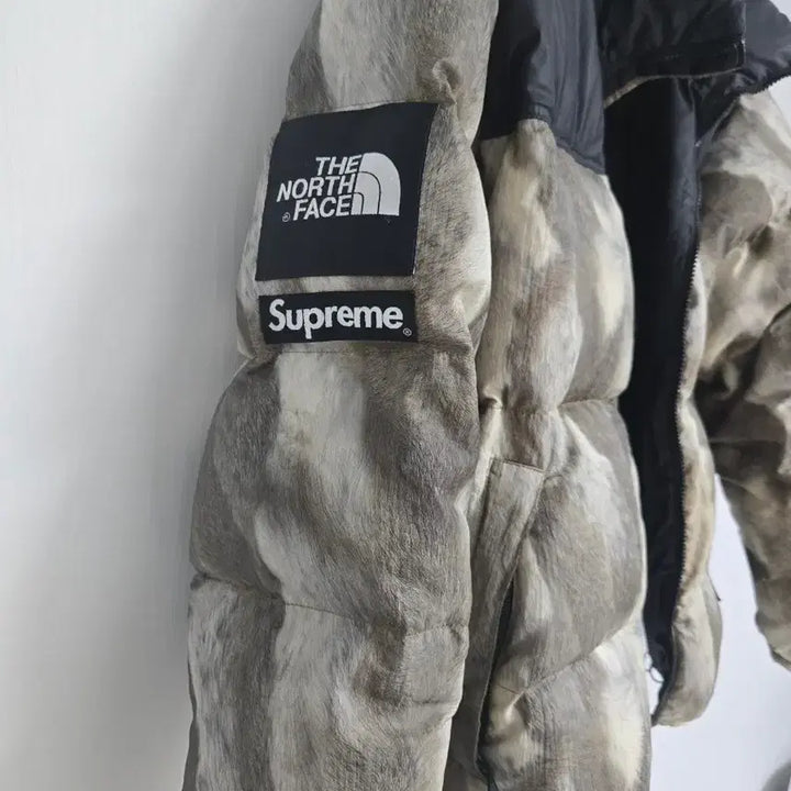 [BUNJANG] Supreme The North Face Nuptse Jacket / 슈프림 노스페이스 퍼눕시 M사이즈팝니다