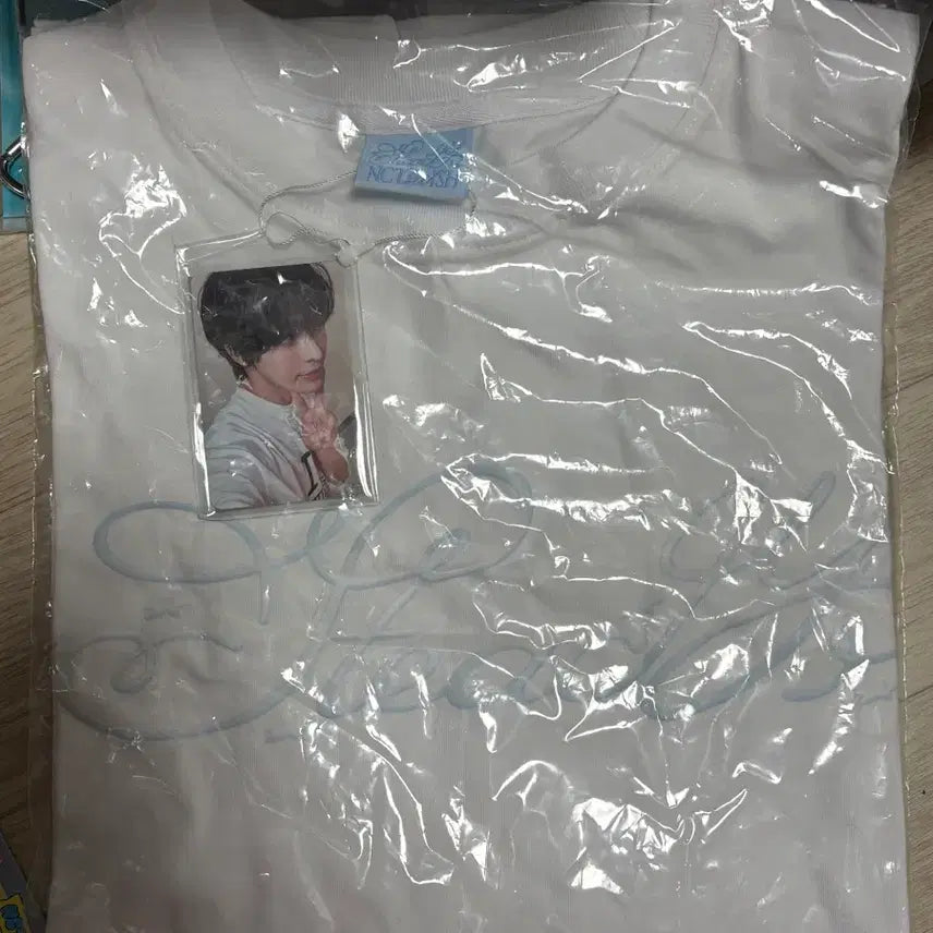 (미개봉) 엔시티 위시 리쿠 스테디 팝업 티셔츠 포카 양도