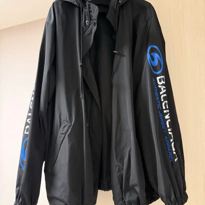 [BUNJANG] Balenciaga Windbreaker Jacket S / 발렌시아가 바람막이