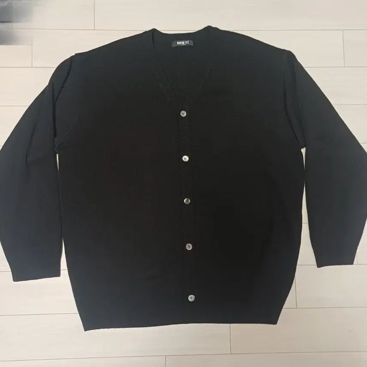 [BUNJANG] Drawfit Cashmere Nylon Blend Semi-over Cardigan (Black) / 드로우핏 캐시나일론 블렌드 세미오버 가디건 (블랙)