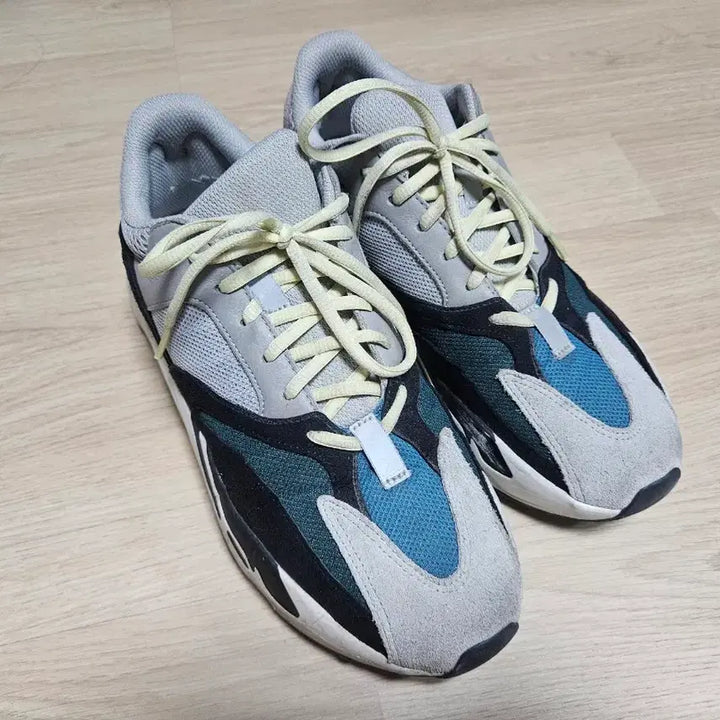 [BUNJANG] Adidas Yeezy 700 Wave Runner / 아디다스 이지 700 웨이브러너