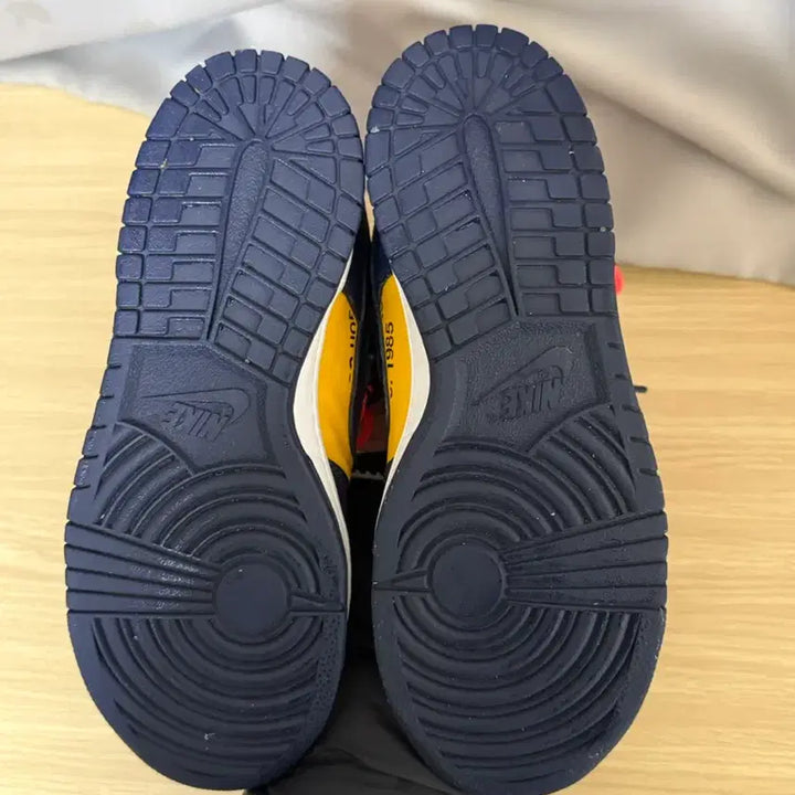 [BUNJANG] Nike Off-White Dunk Low University Gold Midnight Navy / 나이키 x 오프화이트 덩크 로우 유니버시티 골드 미드나잇 네이비