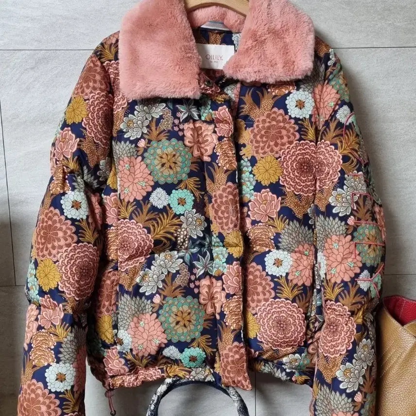 [BUNJANG] O'lily Flower Print Padded Jacket / 정품) 오일릴리  플라워 프린트  패딩