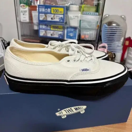 [BUNJANG] Vans Authentic 44 LX Model Shoes (Size 245) / 반스 어센틱 44 LX 모델 새 상품 245