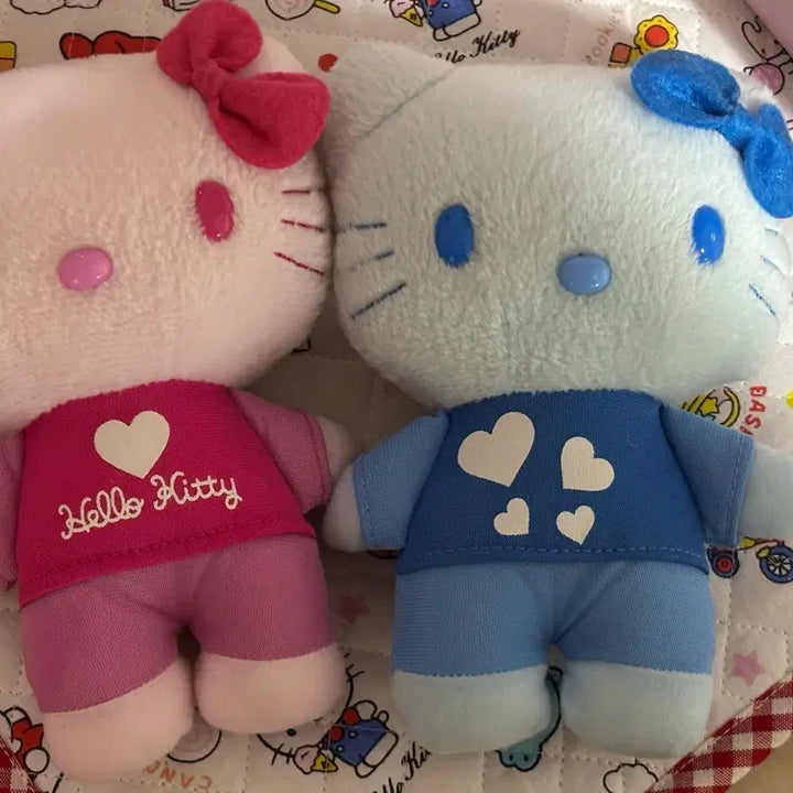 [BUNJANG] Vintage Hello Kitty Doll Bundle Set / 고전 키티 인형 핑크 블루 하트옷 일괄