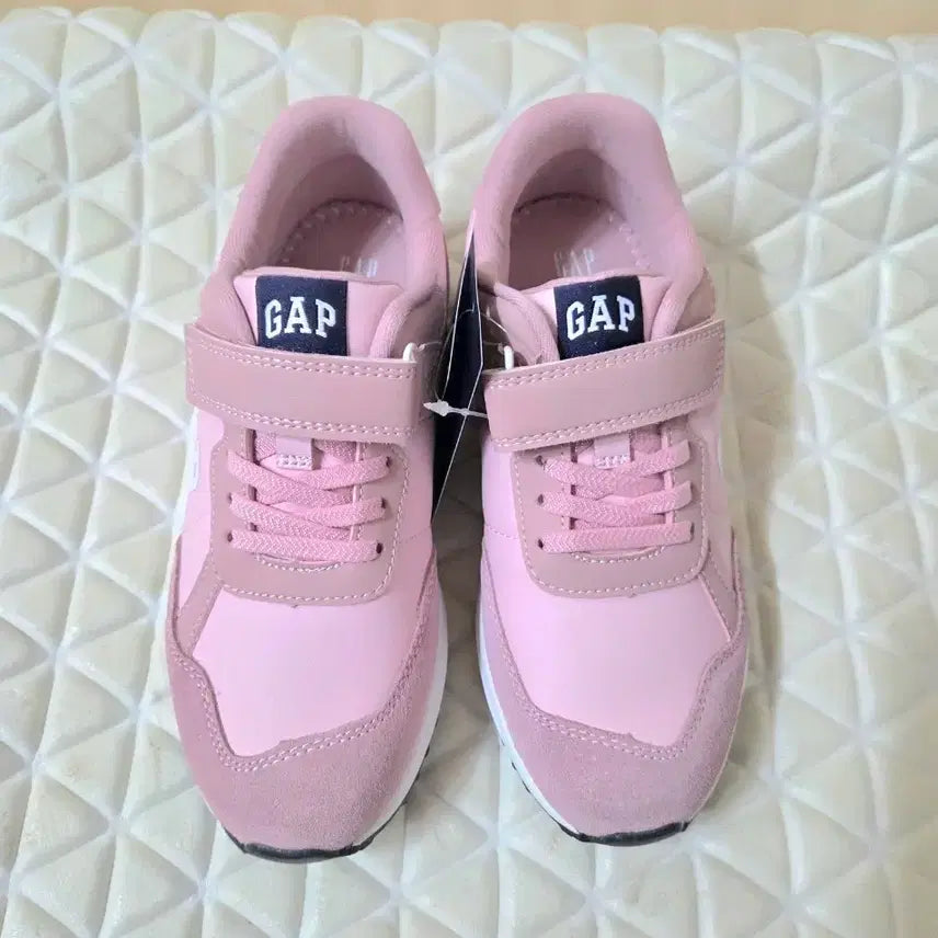 [SOLD OUT] 210 새상품 갭키즈 운동화 여아 운동화 여아 신발 키즈 핑크 운동화