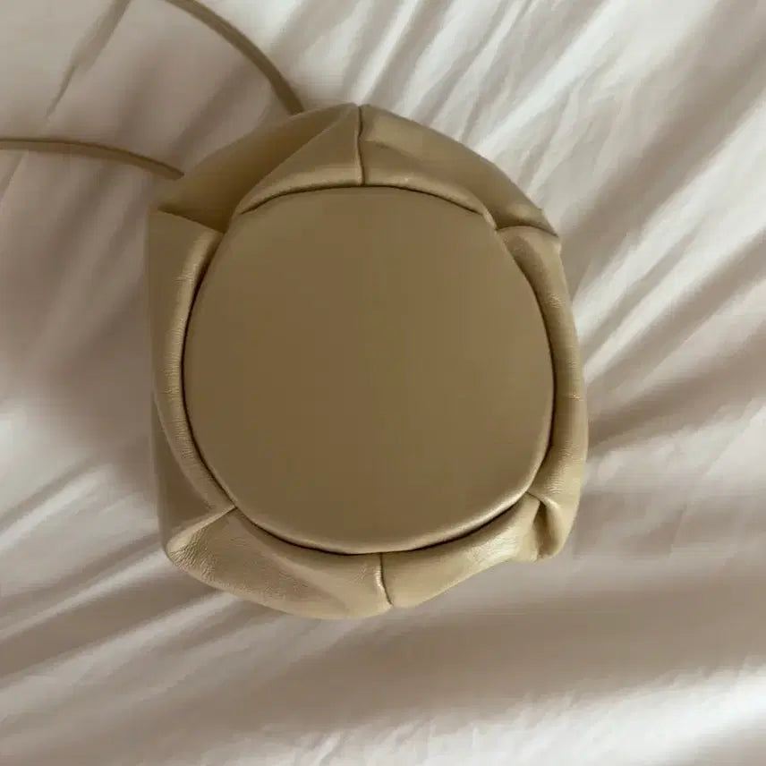 [BUNJANG] Flowback Butter Mini Bag Crossbody / 휘에트 디자이너브랜드 플로우백 버터 새상품 미니백 크로스백