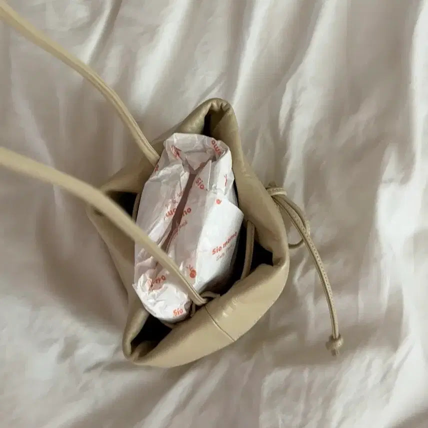 [BUNJANG] Flowback Butter Mini Bag Crossbody / 휘에트 디자이너브랜드 플로우백 버터 새상품 미니백 크로스백