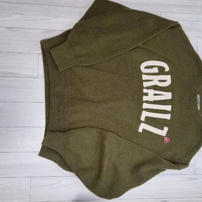 [BUNJANG] Grails Olive Knit 2 / 그레일즈 올리브 니트 2