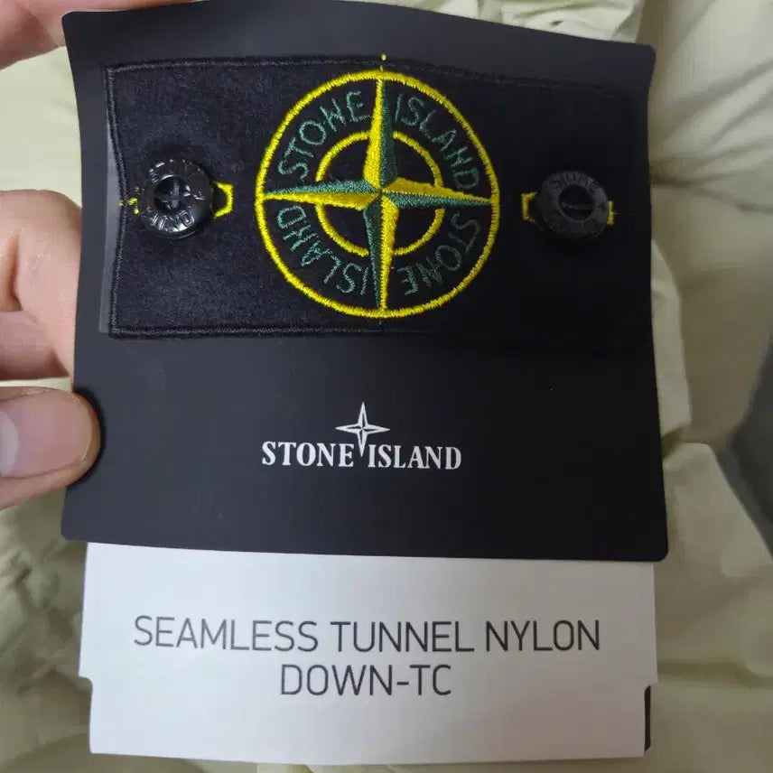 [BUNJANG] Stone Island Ivory Padded Jacket / 스톤아일랜드 패딩 아이보리 2XL사이즈