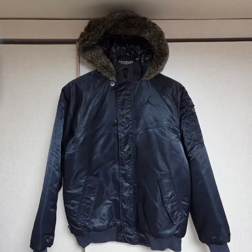 [BUNJANG] Nike Jordan Men's Hooded Flight Jacket / 나이키조던 남성 후드 항공 점퍼 95