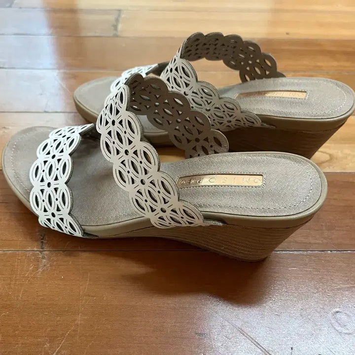 [BUNJANG] Misope Sandals / 미소페 샌들(1-2회 실착)