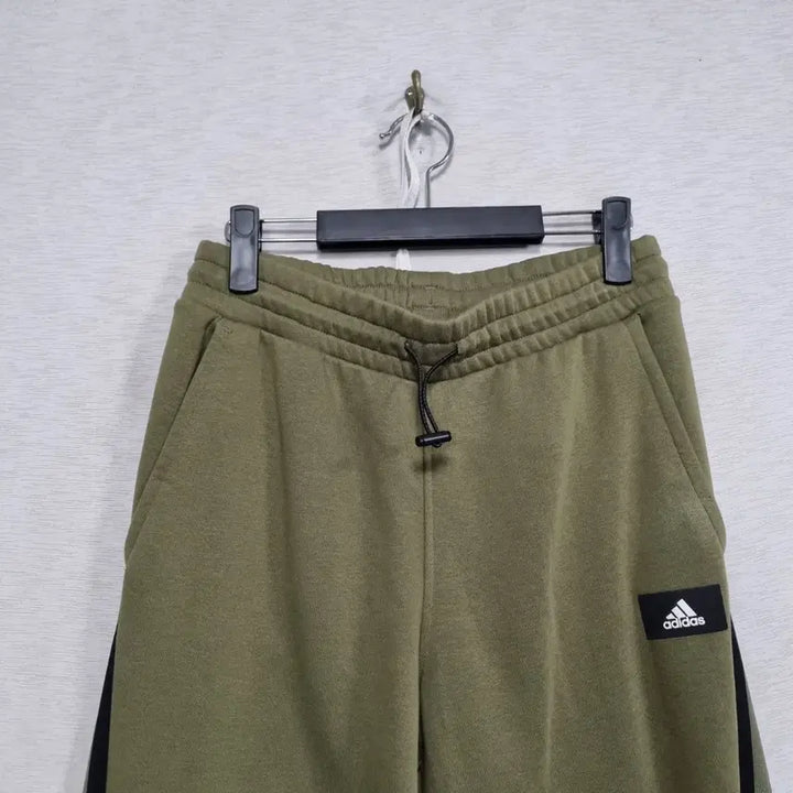 [BUNJANG] Adidas Khaki Fleece Jogger Pants (Men's 30-31 inch) / 아디다스 카키 기모 조거팬츠 남30-31인치 ㅡ1229