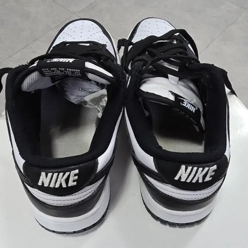 [BUNJANG] Nike Dunk Low Retro Panda (255) / 나이키 덩크 로우 레트로 범고래DD1503-101(255)