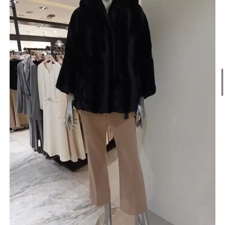 [BUNJANG] Minimum Hooded Mink Fur Jacket / 미니멈 퍼자켓 후드 에코퍼 페이크퍼 퍼자켓 밍크 모피