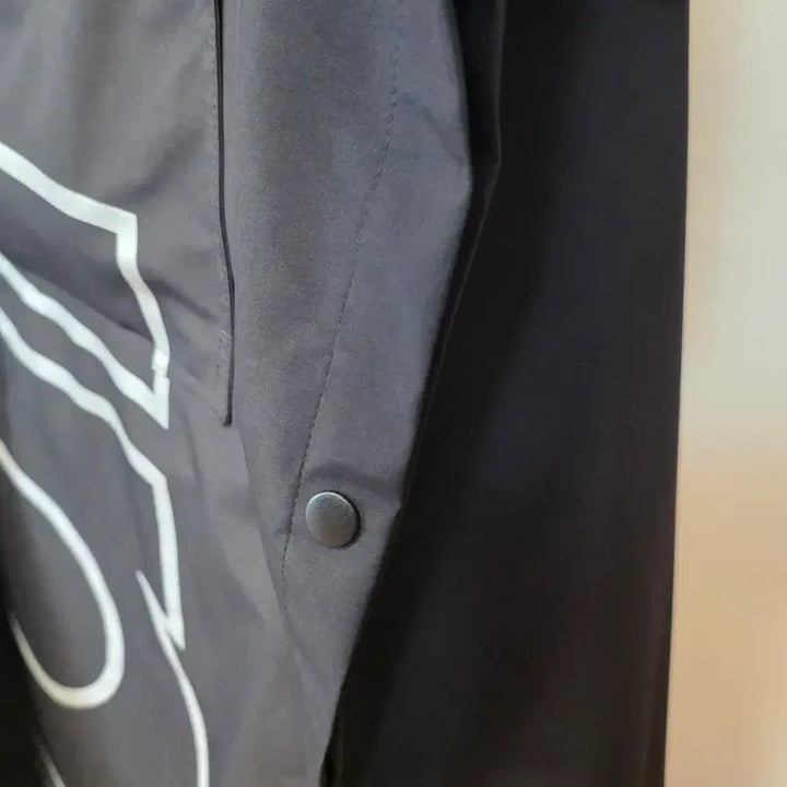 [BUNJANG] Supreme Gore-Tex / [미착용새제품] 슈프림 고어텍스