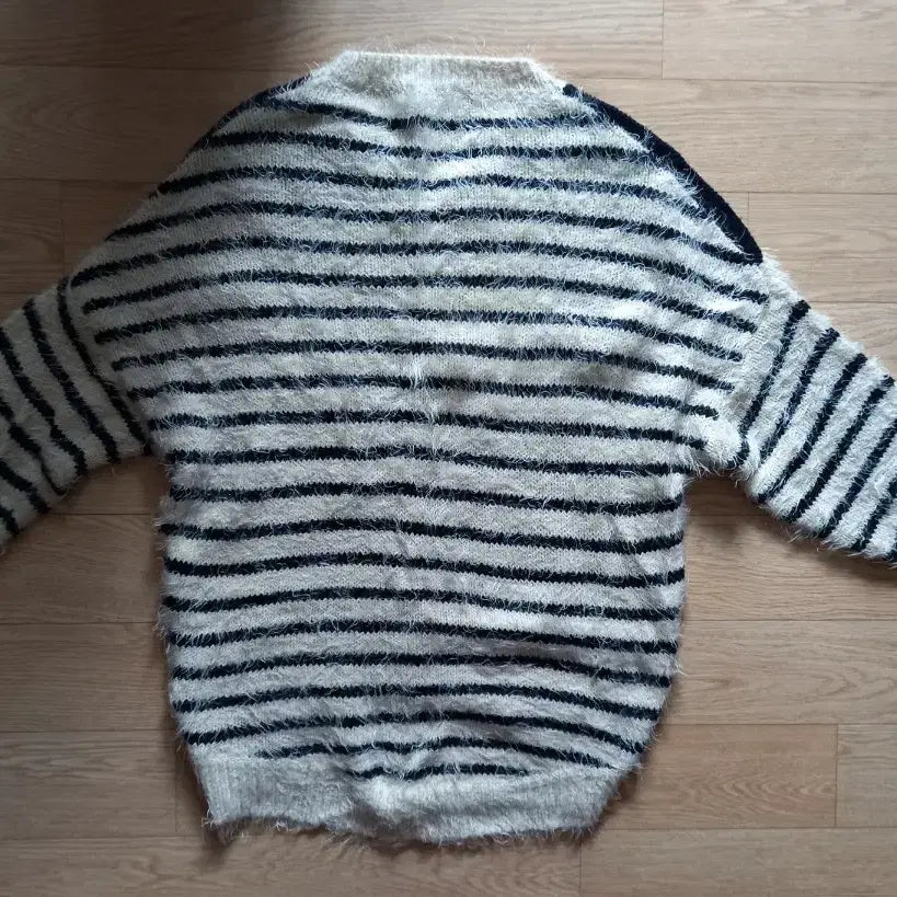 [BUNJANG] MAGINI Knit Long Sleeve F / 매긴 니트 긴팔 F