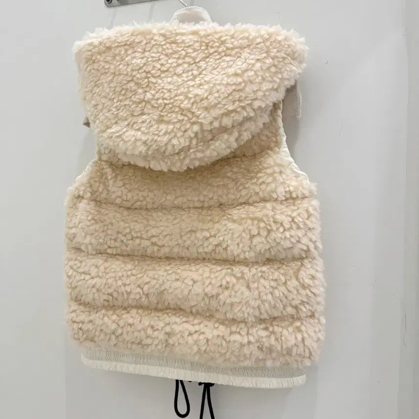 [BUNJANG] Mong Sherpa Hooded Padded Vest / 몽  양털 후드 패딩 조끼  새 제품 1
