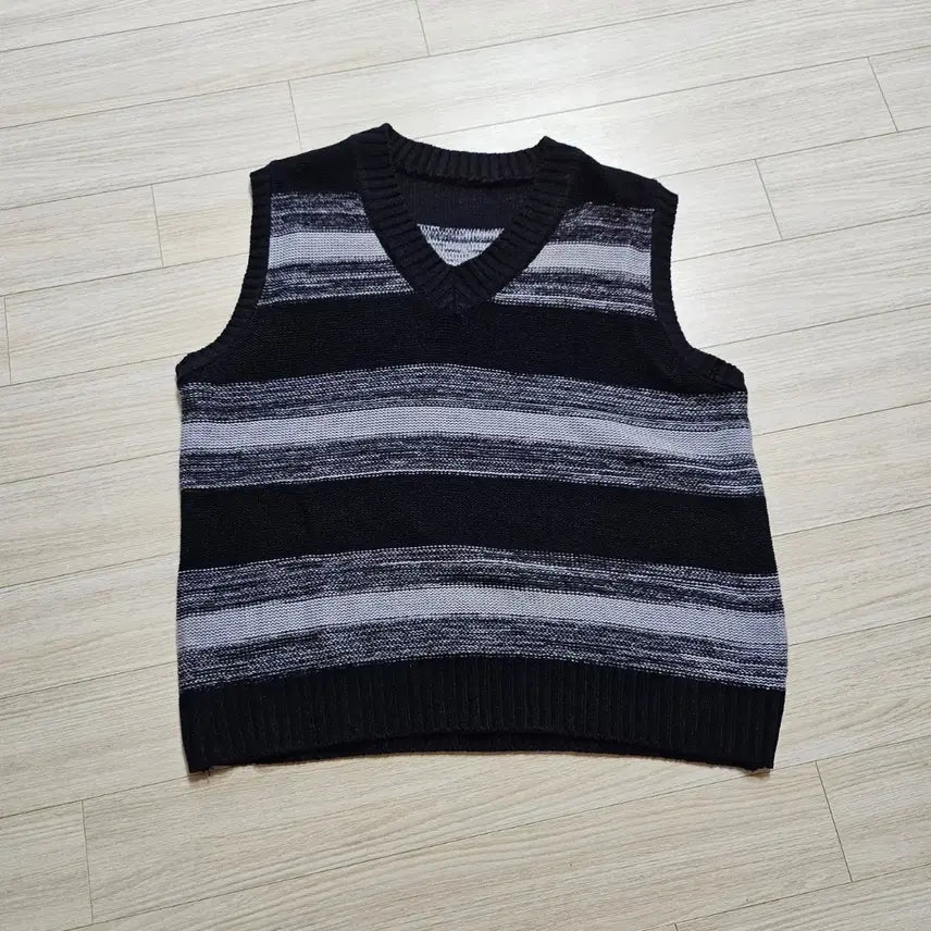 [BUNJANG] Stripe Knit Vest / 스트라이프 니트베스트 조끼