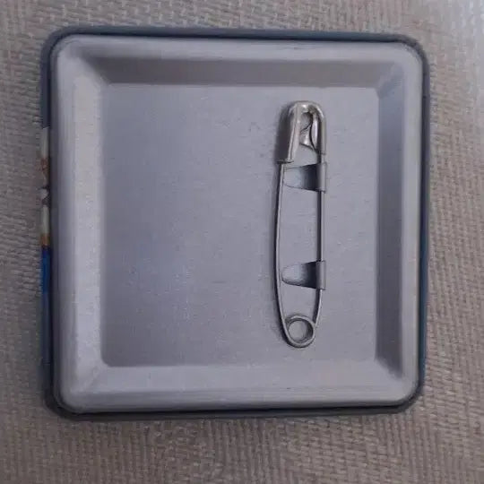 [BUNJANG] Conan 30th Anniversary Badge / 코난 30주년뱃지