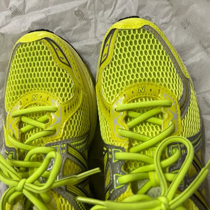 [BUNJANG] New Balance Aimé Leon Dore 860v2 Yellow / 뉴발란스 에임레온도르 860v2 옐로우