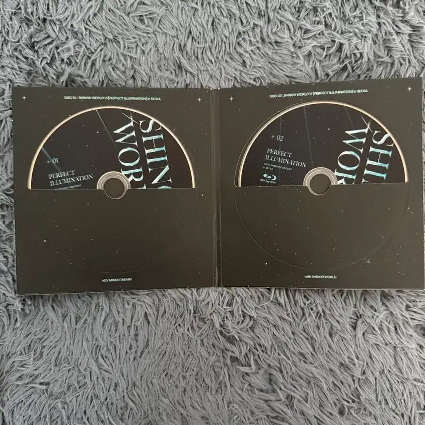 [BUNJANG] SHINee Perfect Illumination Blu-ray + Photocard / 샤이니 퍼펙트 일루미네이션 블루레이 + 포토카드 양도