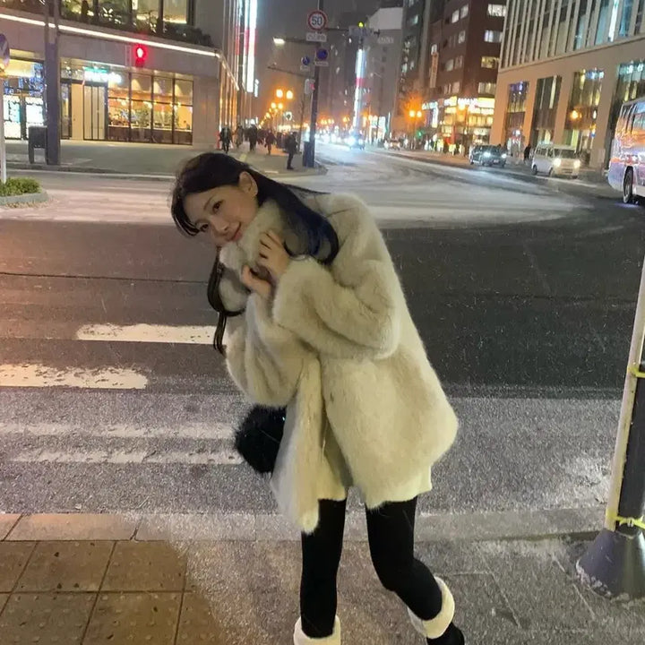 [BUNJANG] Onedmin Mary Fur Jacket / 온드민 메리 퍼자켓      아루드 오브제스트 비애브선트마인디드