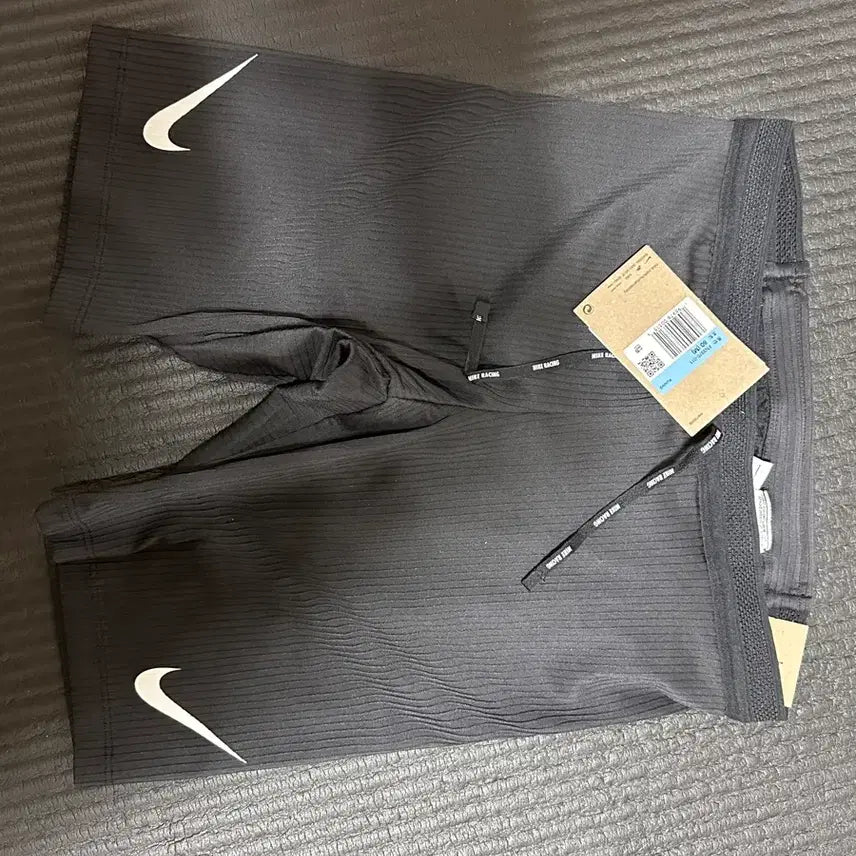 [BUNJANG] AeroSwift Half Tights M Size / 에어로스위프트 하프타이즈 M사이즈