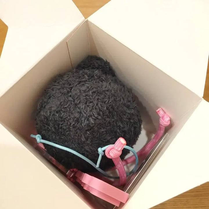 QWER 2주년 팝업 한정 락보이스 키링 마젠타 멤버 판매