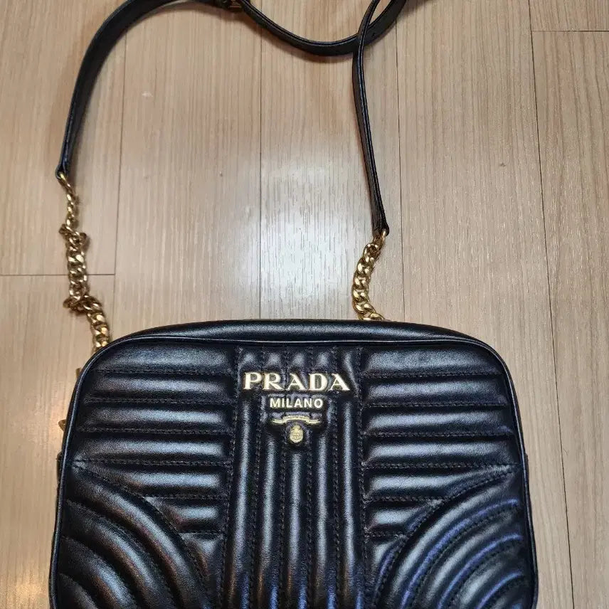 [BUNJANG] Prada Crossbody Bag 1BH083 / 프라다 다이어그램 크로스백 1BH083