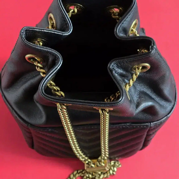 [BUNJANG] Saint Laurent Joy Quilted Nano Chain Mini Bucket Bag Black / 생로랑 조이 퀼트 나노 체인 미니 버킷백 블랙