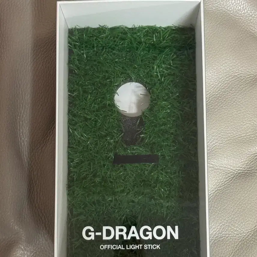 [BUNJANG] G-Dragon Light Stick / 지드래곤 응원봉 박스 판매합니다