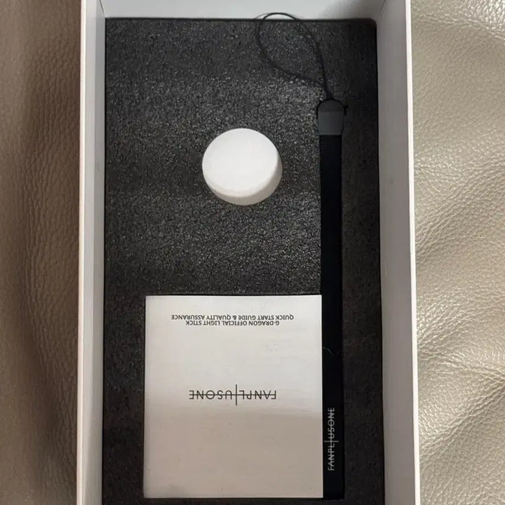 [BUNJANG] G-Dragon Light Stick / 지드래곤 응원봉 박스 판매합니다