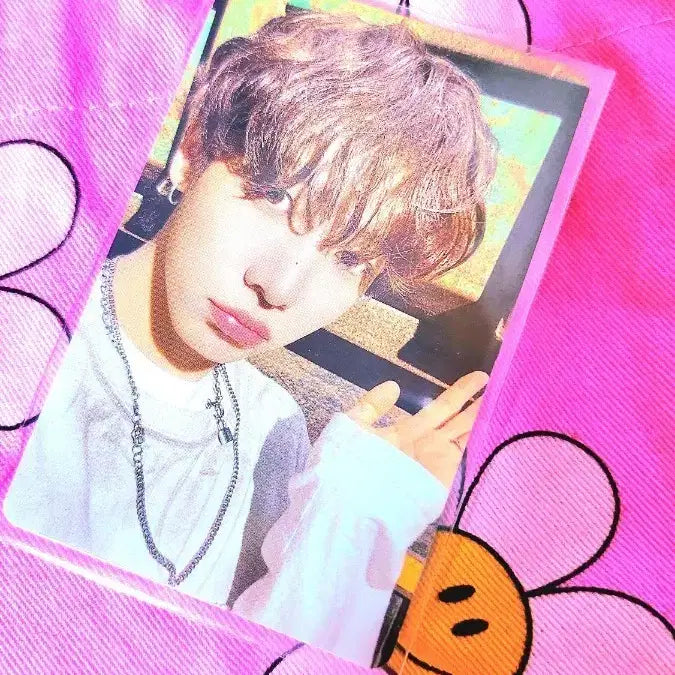 보이넥스트도어 명재현포카 판매합니다.