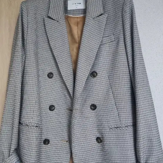 [BUNJANG] Us n them Check Double Jacket 85 / (백화점정품)(정가 26.5) Us n them 체크 더블 자켓 85