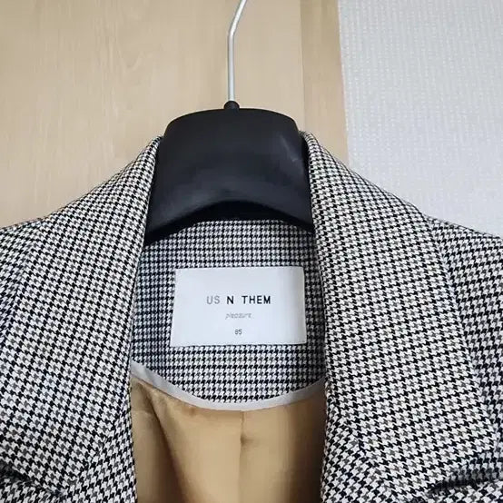 [BUNJANG] Us n them Check Double Jacket 85 / (백화점정품)(정가 26.5) Us n them 체크 더블 자켓 85