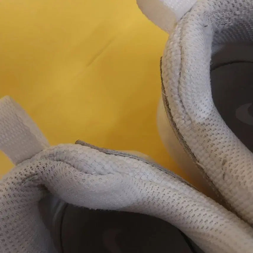 [BUNJANG] Nike Sneakers (240) / 여성 나이키 운동화 (240)