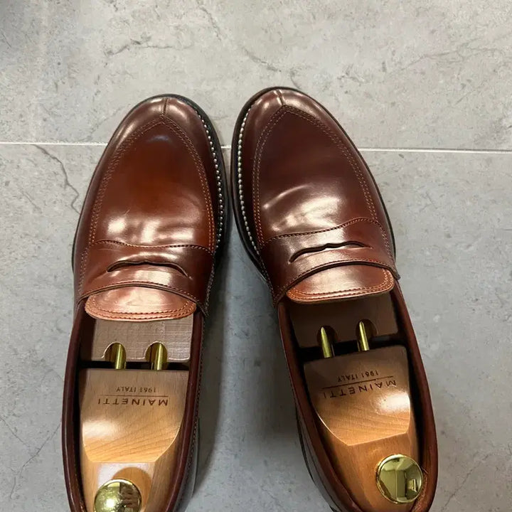 [BUNJANG] MAKERS V-Tip Loafer #4 Cordovan / 메이커즈 makers v-tip 로퍼 # 4 코도반