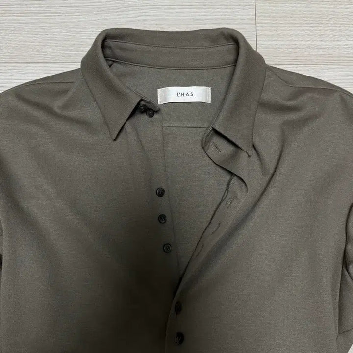 [BUNJANG] L'HAS S Khaki Long Sleeve Shirt / L'HAS 르하스 긴팔 셔츠 카키 S