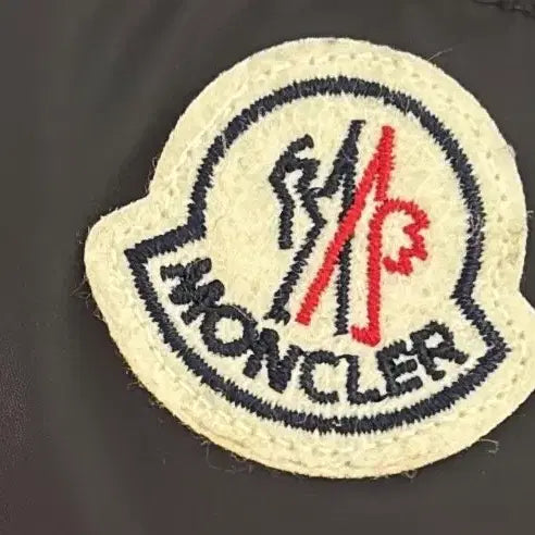 [BUNJANG] Moncler Cluny Men&