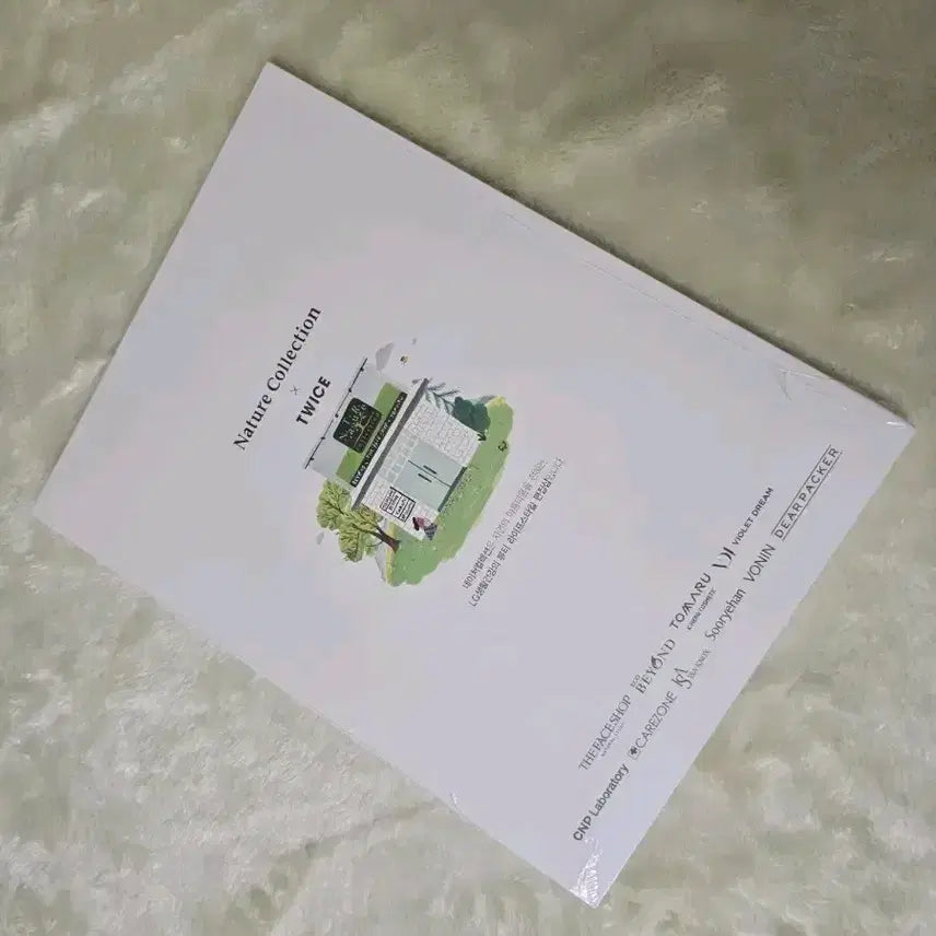[BUNJANG] TWICE Nature Collection / 미개봉 트와이스 네이쳐컬렉션(TWICE NATURE Collection)